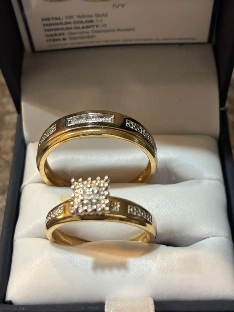 ANILLO COMPROMISO 10K GOLDEN SQUARE